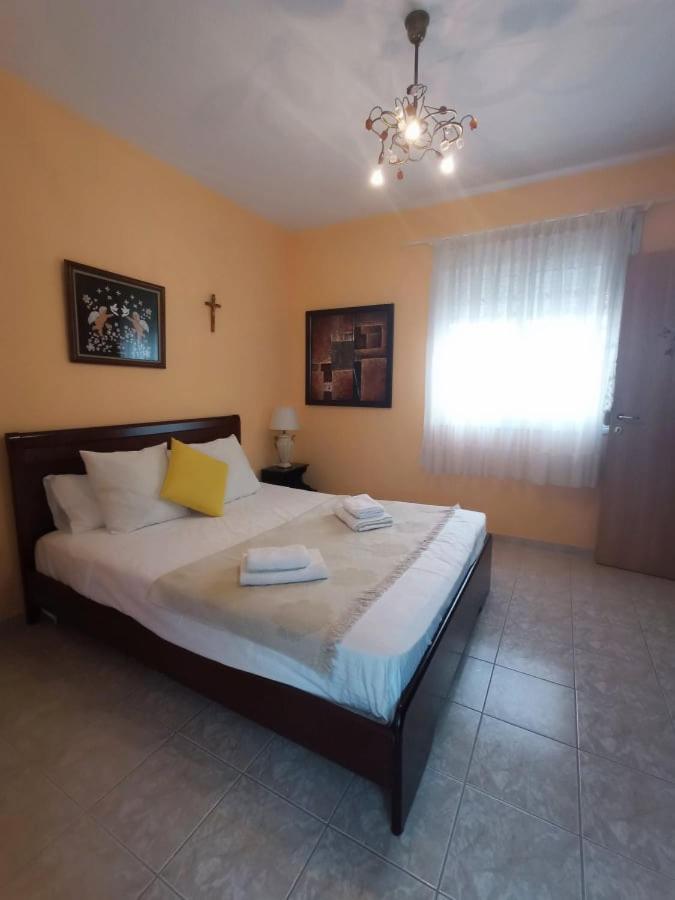 Gianna'S House Apartment Paradisos Bagian luar foto